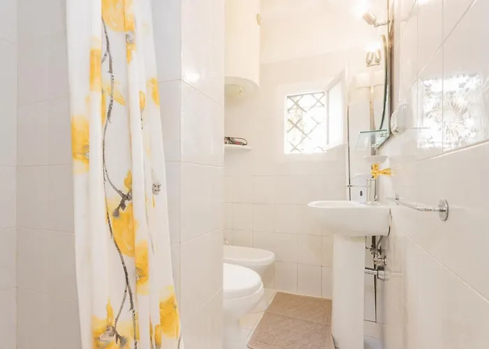 Apartamento Extravacanza Station 2 *